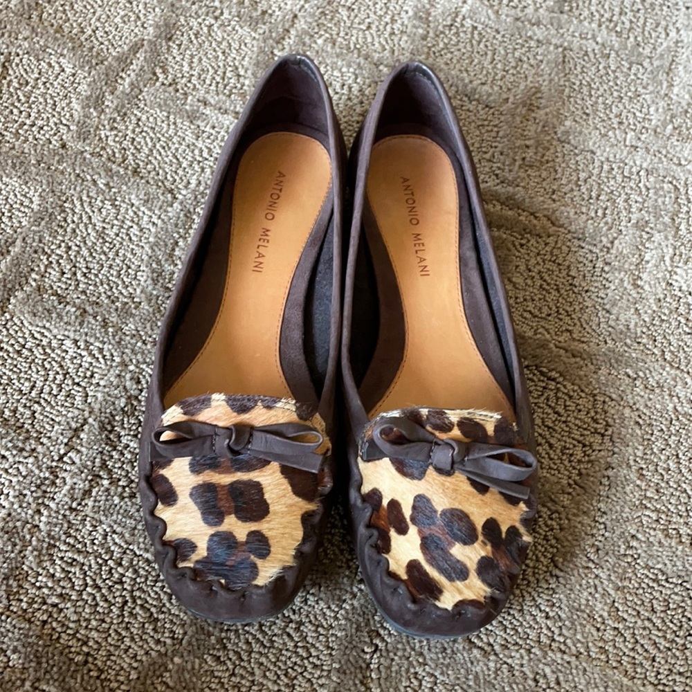 Antonio Melani leopard print flats